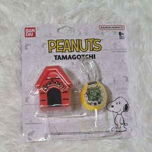 Peanuts Tamagotchi Red and Yellow Set